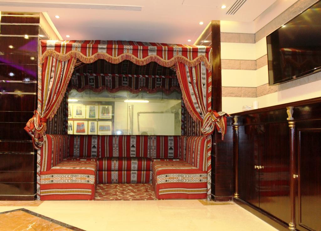 Al Khaleej Grand Hotel Dubai Exterior foto